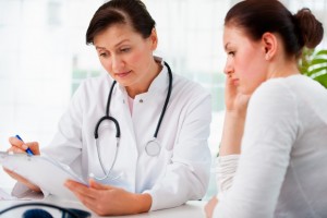 doctor and patient talking (1024x683)