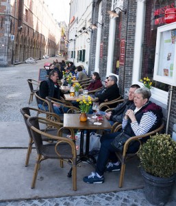 Sidewalk cafe
