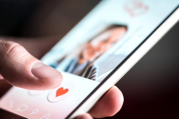 Dating Apps and Travel: Safety Advice & Considerations | On Call